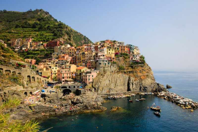 9-amazing-little-italian-villages-you-need-to-visit-hand-luggage